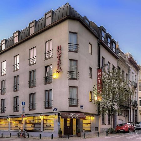 Beverly Hills Hotel Saint-Gilles Exterior foto