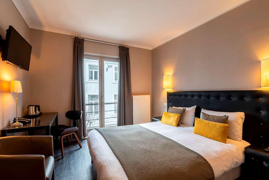 Beverly Hills Hotel Saint-Gilles Habitación foto